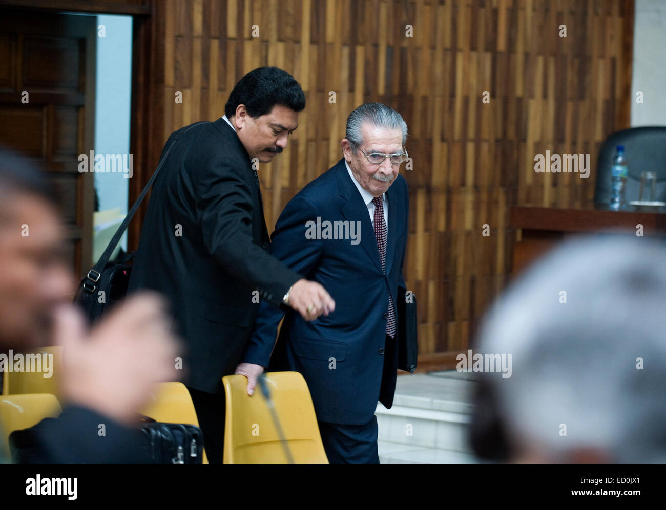 L'ancien dictateur guatémaltèque Efrain Rios Montt pendant le procès devant la Cour Suprême de Justice dans la ville de Guatemala en mars 2013. Banque D'Images