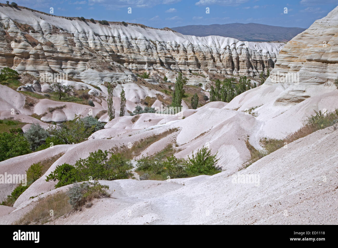 Blanc érodé et rocher de grès rose formations à la Cappadoce en Anatolie centrale, Turquie Banque D'Images