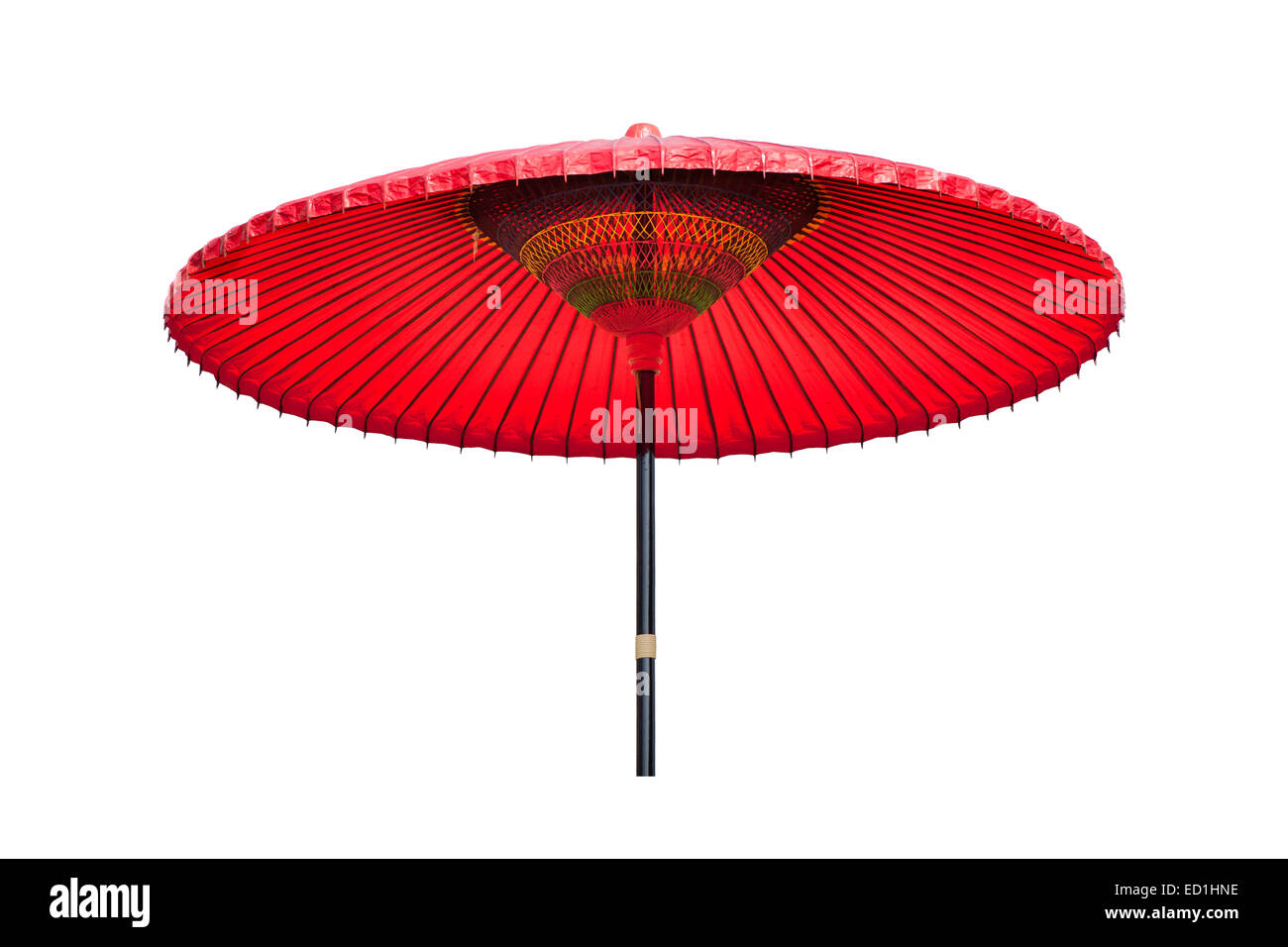 Big Red en chinois traditionnel papier huilé-parapluie isolé sur le fond blanc.C'est une sorte de parapluie de papier provient de Chin Banque D'Images