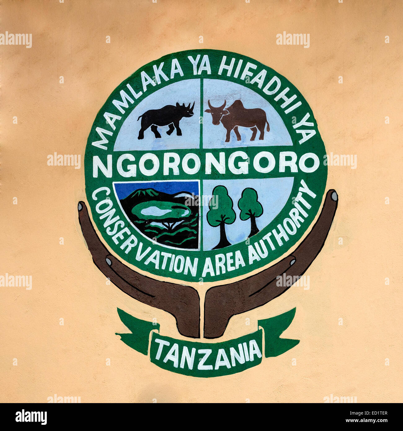 Panneau de bienvenue à l'entrée de la Ngorongoro Conservation Area Banque D'Images