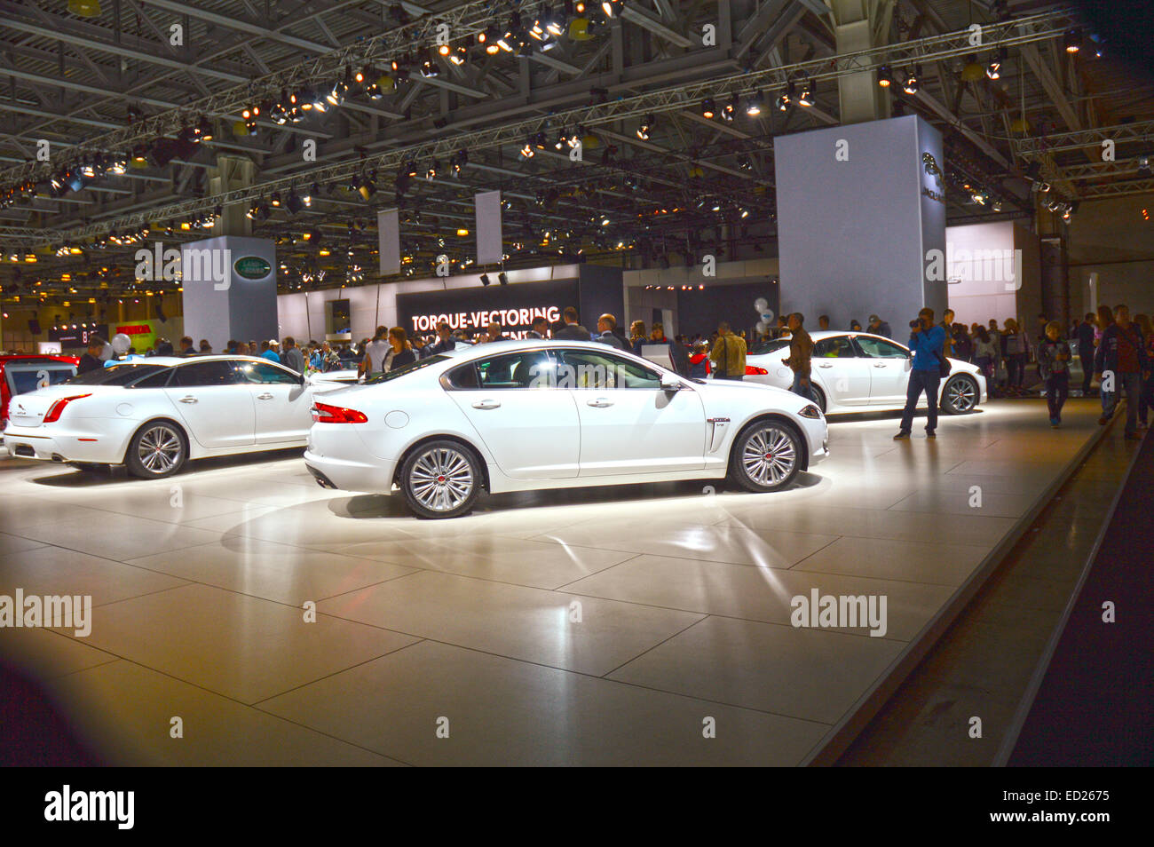 Jaguar blanc brillant de luxe Salon Automobile International de Moscou Banque D'Images