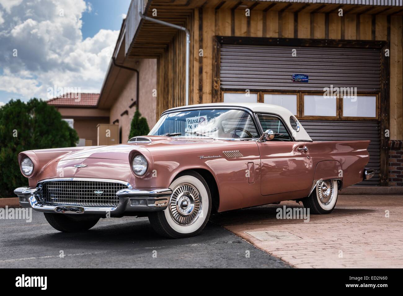 Retro voiture de rêve, sur la route de Grand Canyon Banque D'Images