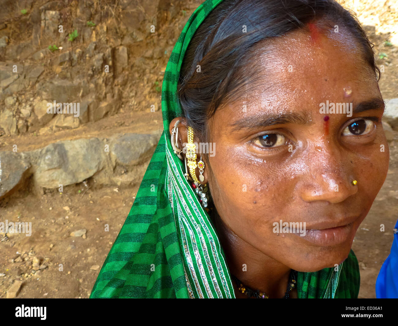 Portrait de femme indienne dans l'état du Gujarat en Inde Banque D'Images