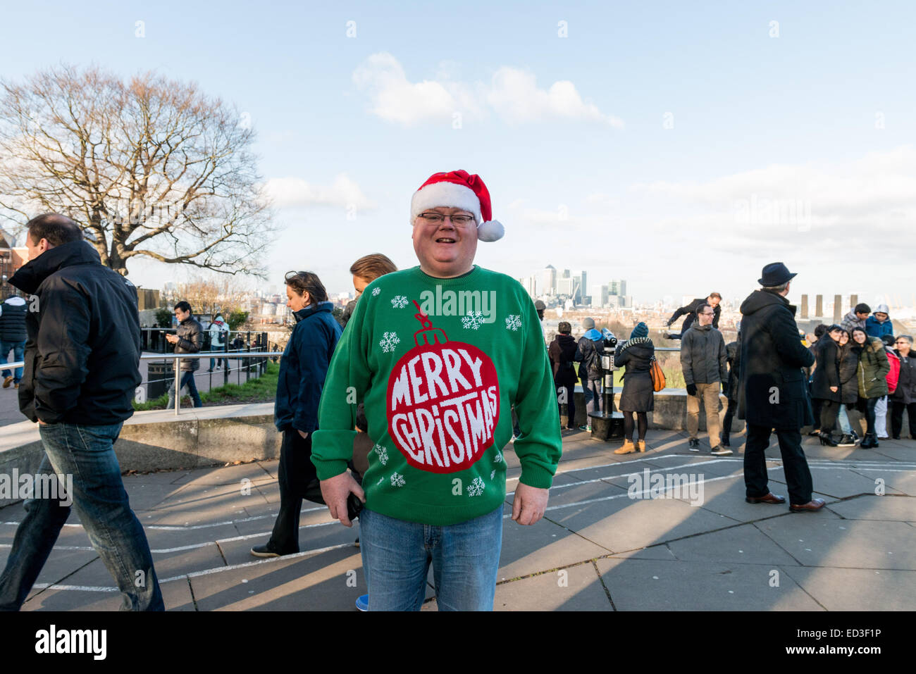 Londres, Royaume-Uni. Dec 25, 2014. Paul de Londres wearing Christmas jumper et hat célébrer temps de fête dans le parc de Greenwich. Dec 25, 2014. Credit : Subvention Vélaires/ZUMA/ZUMAPRESS.com/Alamy fil Live News Banque D'Images