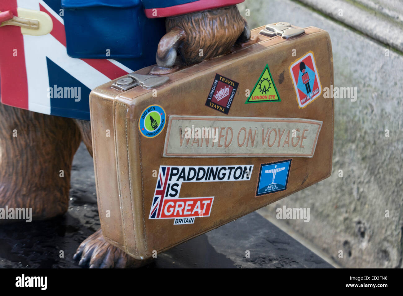 T-shirt Ours Paddington à La Recherche D’aventure – Design Officiel, Coton Léger, Coupe Classique