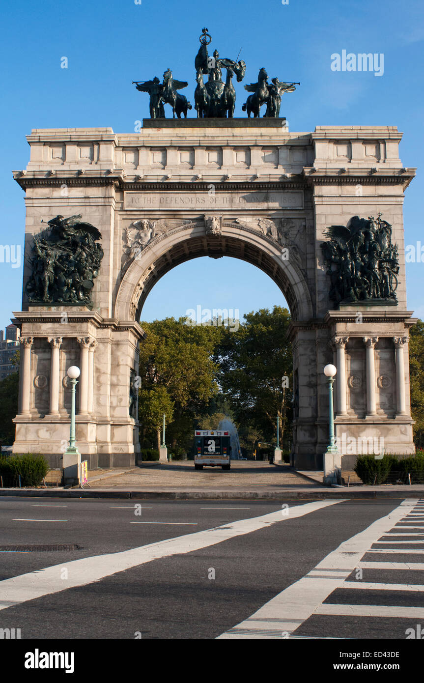 Grand Army Plaza. NYC. Grand Army Plaza comprend l'angle nord et l'entrée principale de Prospect Park dans le quartier de B Banque D'Images