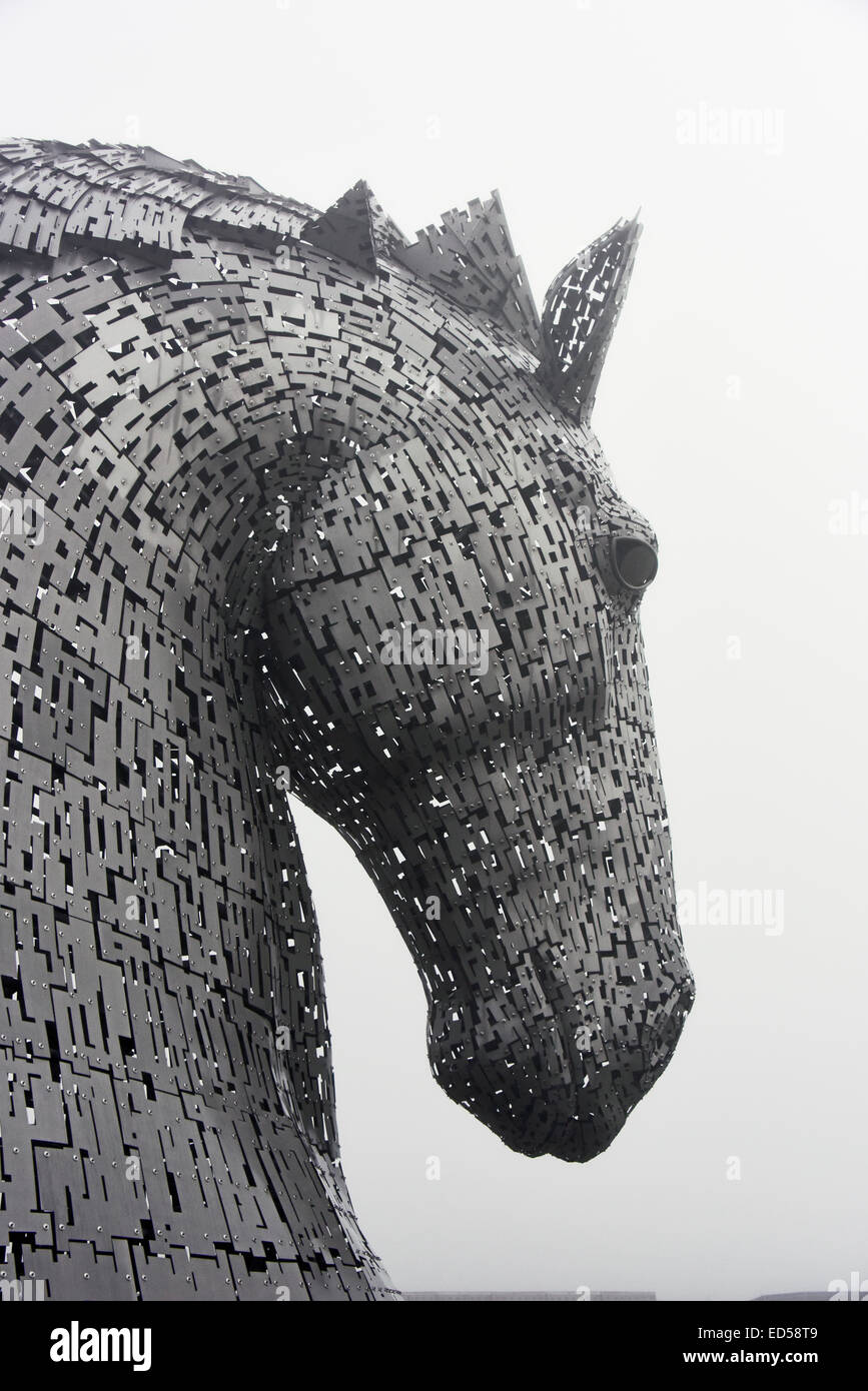 'Le' Kelpies (détail). Une sculpture de métal par Andy Scott. L'Helix, Falkirk, Ecosse, Royaume-Uni, Europe. Banque D'Images