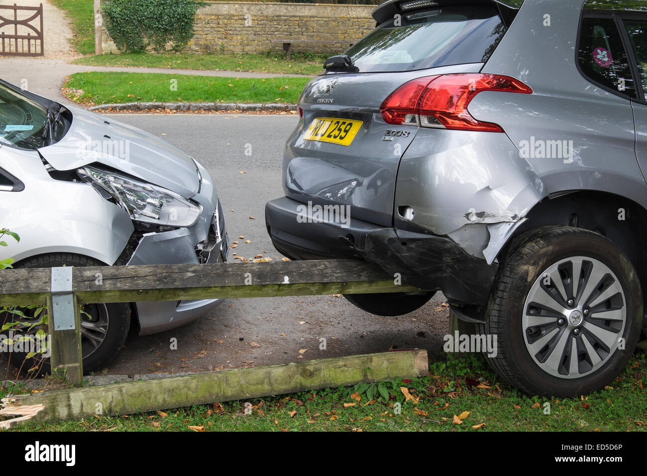 Gratuit Copsehill accident Road Lower Slaughter Les Cotswolds Gloucestershire Angleterre Banque D'Images