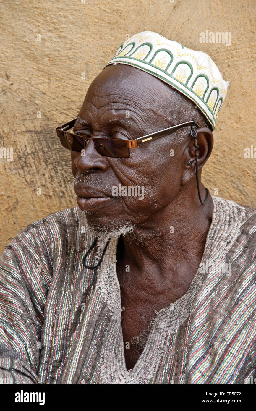 Zotentaar-SuhbaChef de la Zaa Talensi tribu, Tongo, Ghana Banque D'Images