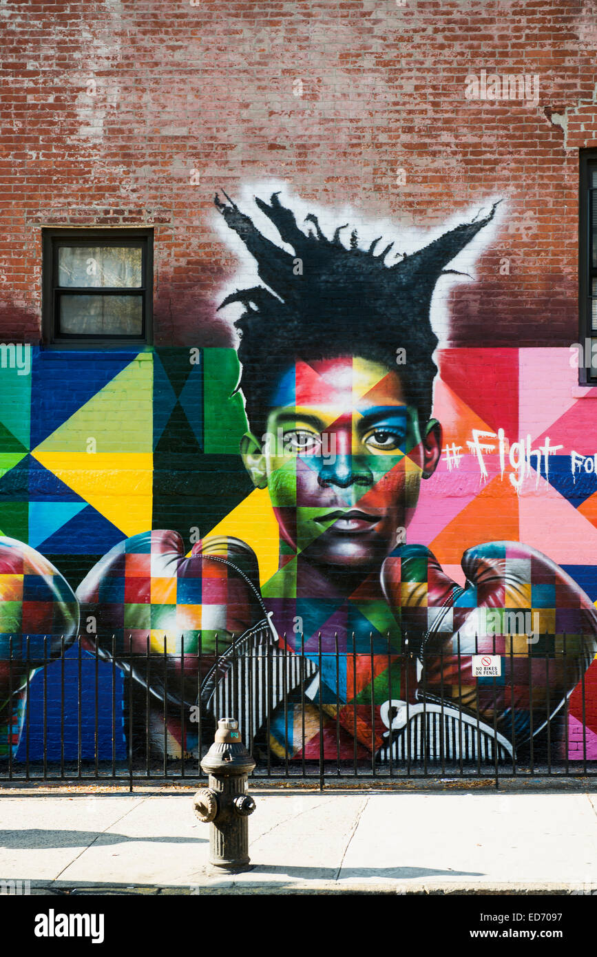 L'art de rue, graffiti, peint mur d'un bâtiment, Soho, Manhattan, New York, United States Banque D'Images