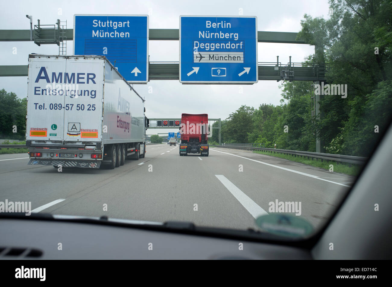 A9 (Autoroute) en direction nord vers Munich, Allemagne. Banque D'Images