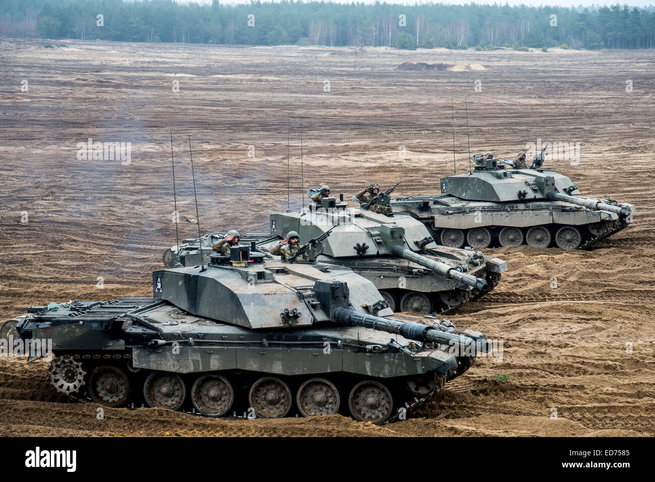 2 Challenger des chars de combat des Forces armées britanniques au cours de l'effort de l'Aigle noir en Pologne. Banque D'Images