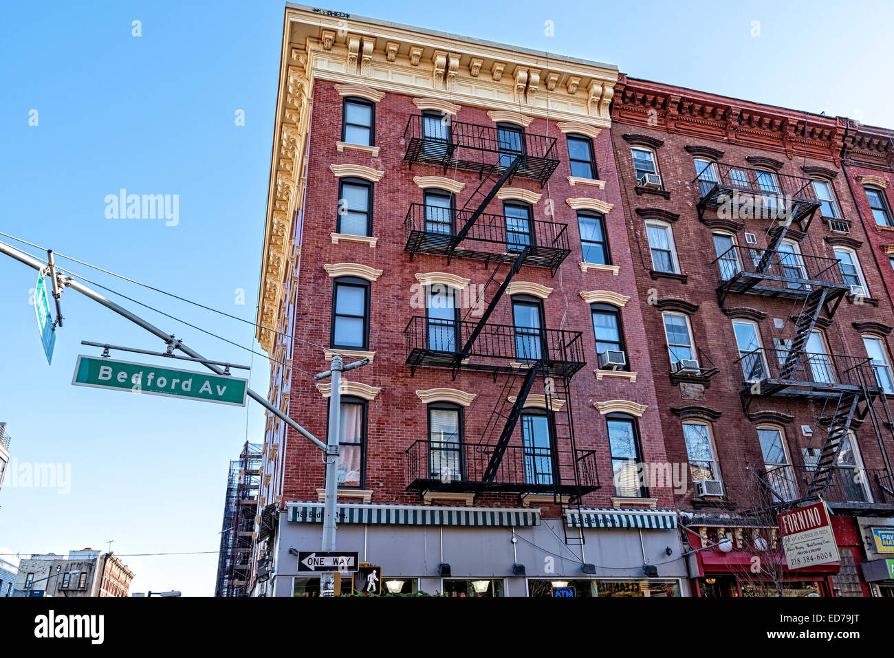 Bedford Avenue et Nord 7ème rue, dans la région de Williamsburg de Brooklyln, NEW YORK. Banque D'Images