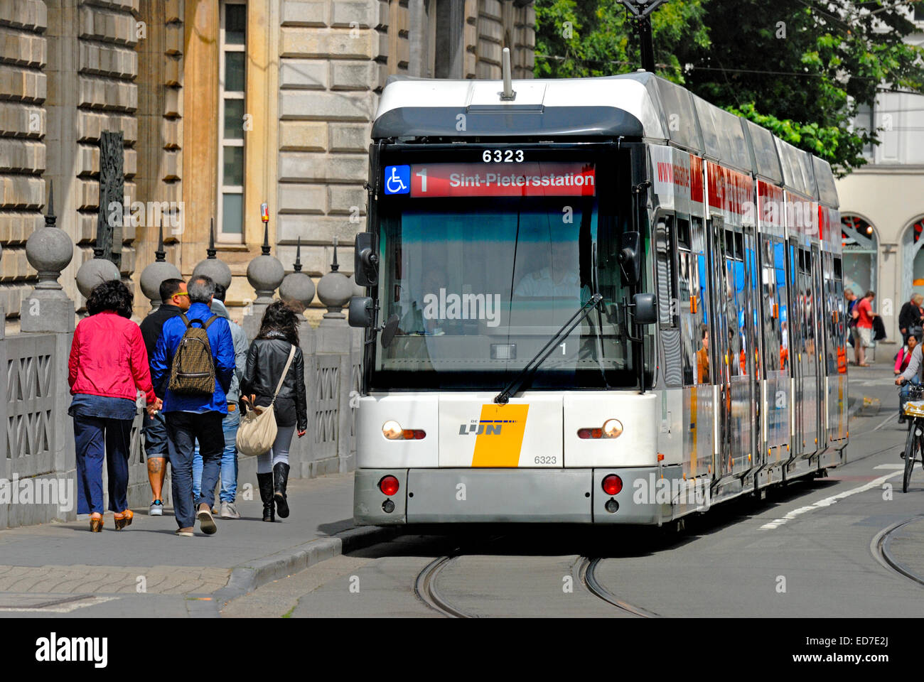 Tramway de gand Banque de photographies et d’images à haute résolution