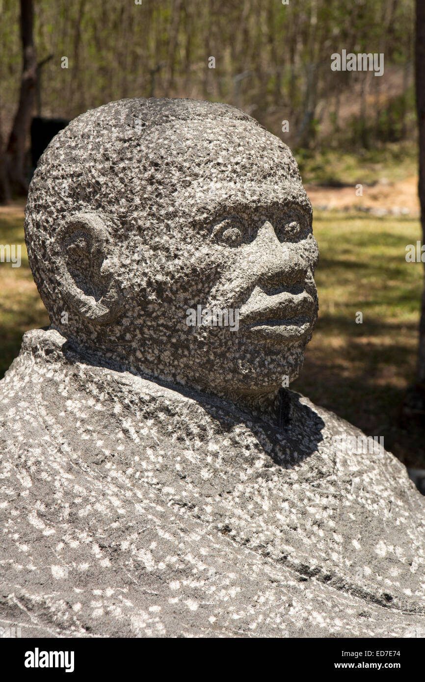 L'île Maurice, le morne, Heritage Trust, Route de l'Esclave International sculpture tête de granit Monument Banque D'Images