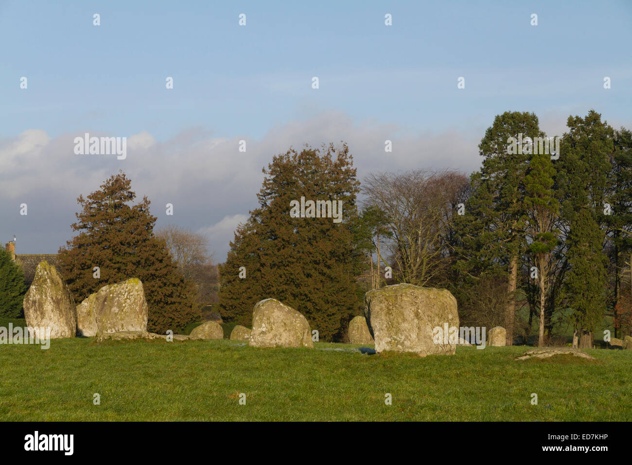 L'Âge du Bronze et monolith stone circle Long Meg and her Daughters sur un jour d'hiver glacial Banque D'Images