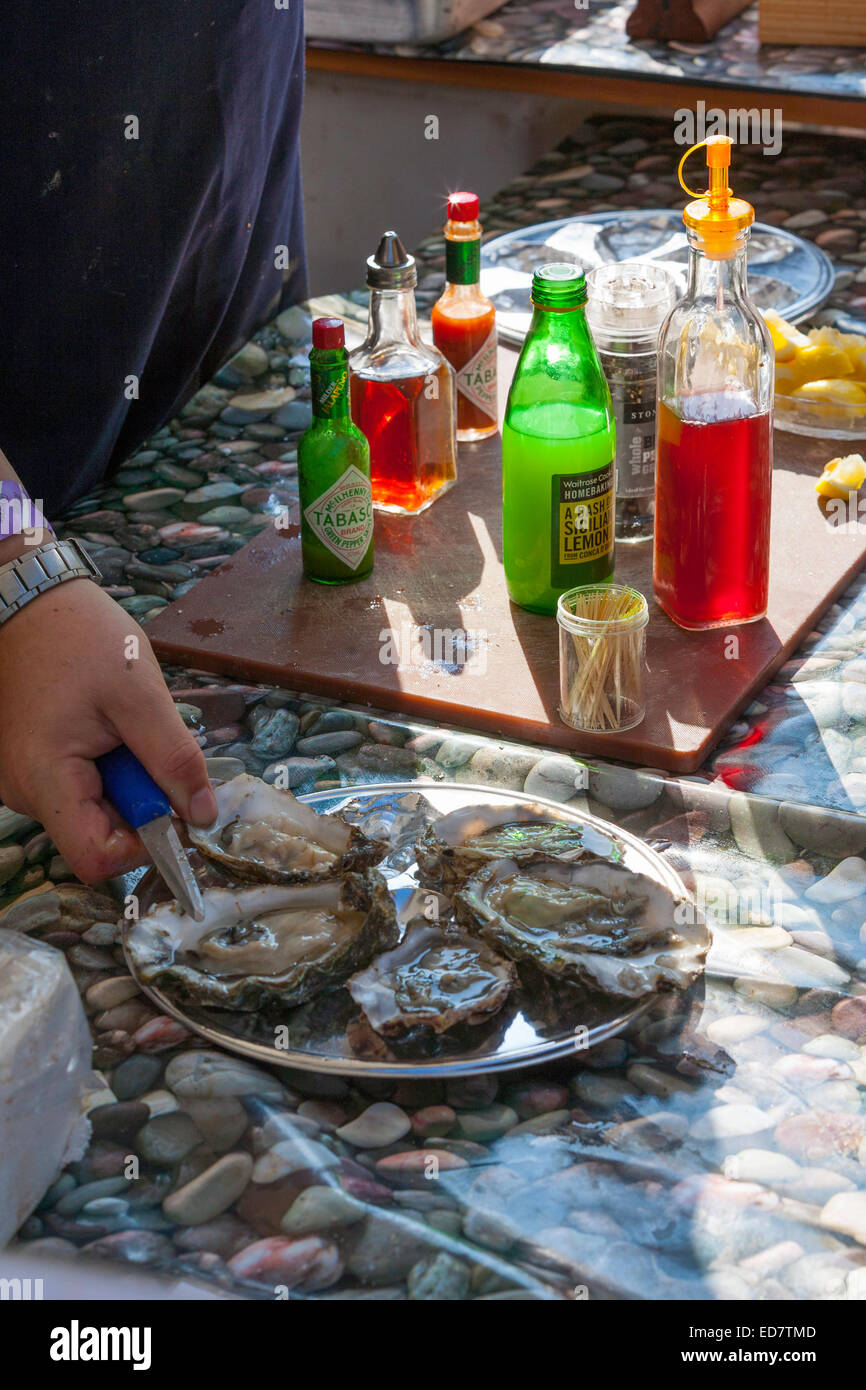 Une assiette d'huîtres, Abergavenny Food Festival 2014 Banque D'Images