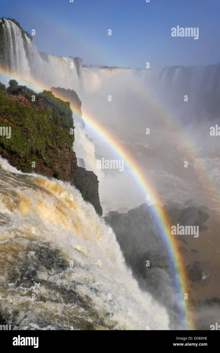 D'Iguazu, vu du Brésil de la rivière Iguazu Banque D'Images