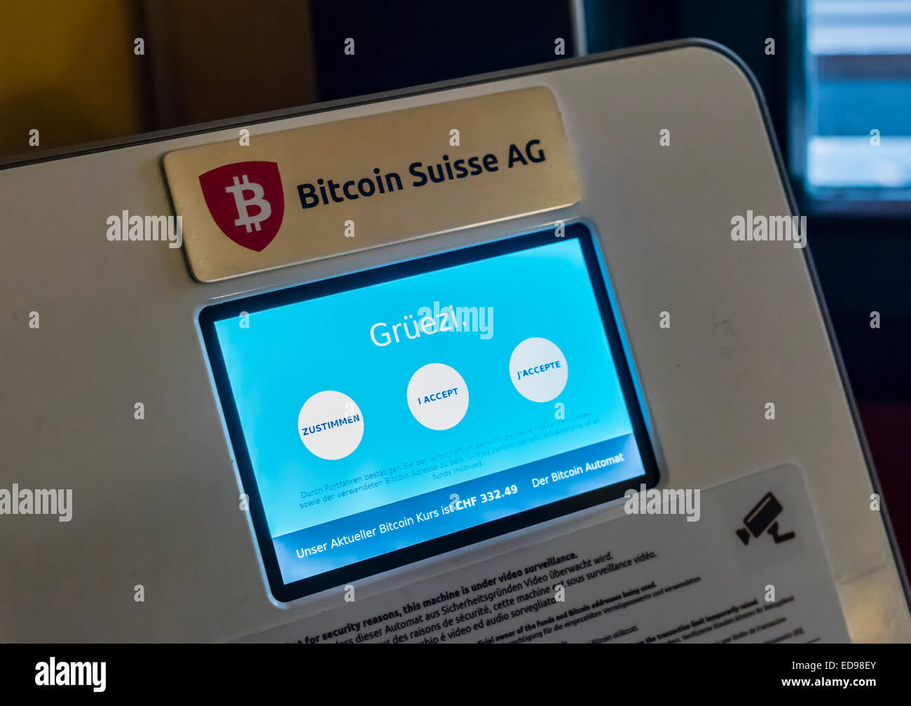 Zurich, Suisse. 09Th Jan, 2015. 'Intérieur ATM Bitcoin Kafi Schoffel', un café-bar au centre-ville de Zurich. La GAB qui est exploité par la société "Bitcoin Suisse AG' permet de transférer jusqu'à 250 EUR ou CHF (le paiement) à un compte de Bitcoin. Les clients peuvent également payer leur facture à l'aide de Bitcoins. Crédit : Erik Tham/Alamy Live News Banque D'Images