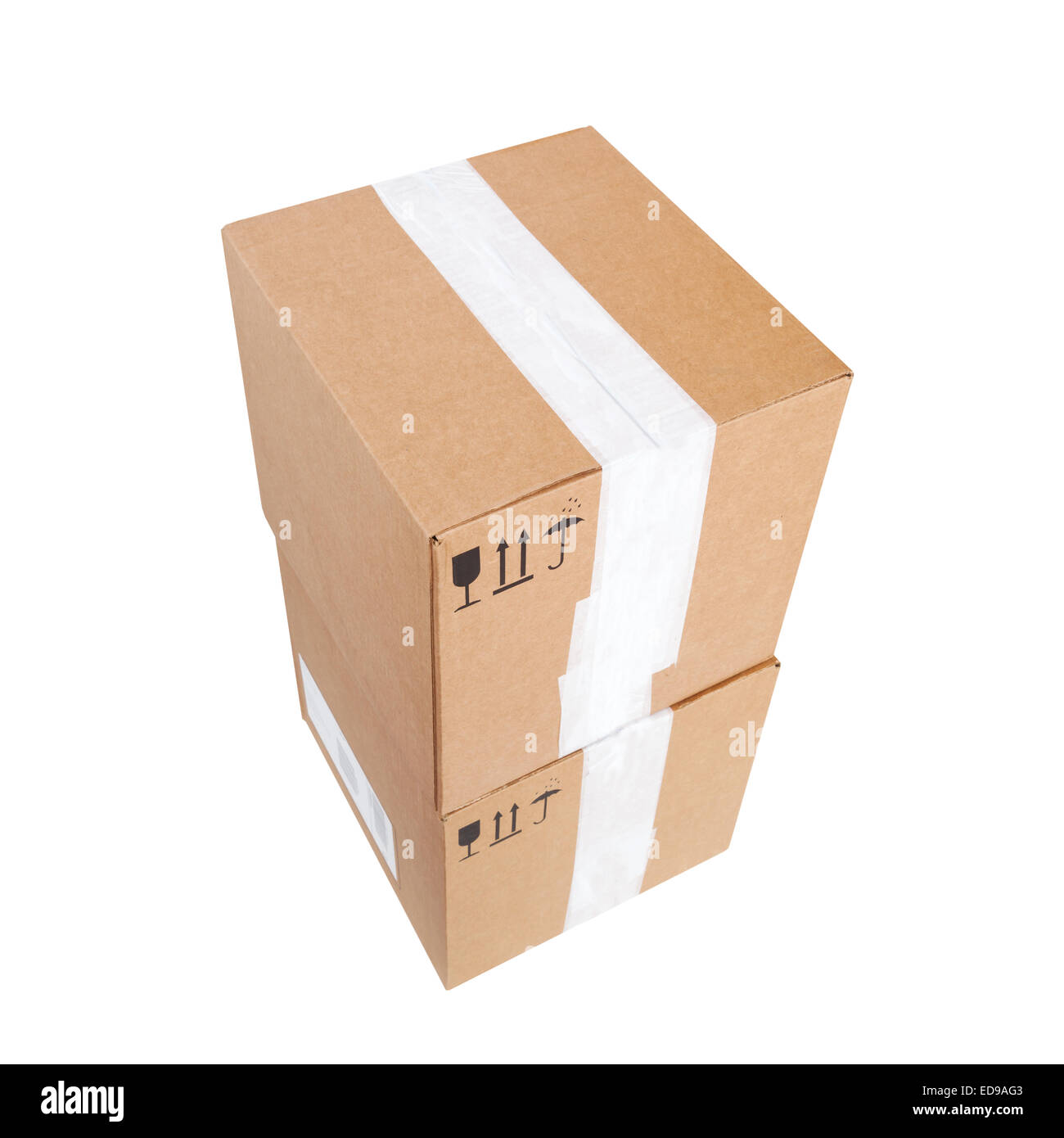 Deux boîtes en carton avec des panneaux noirs isolated on white Banque D'Images