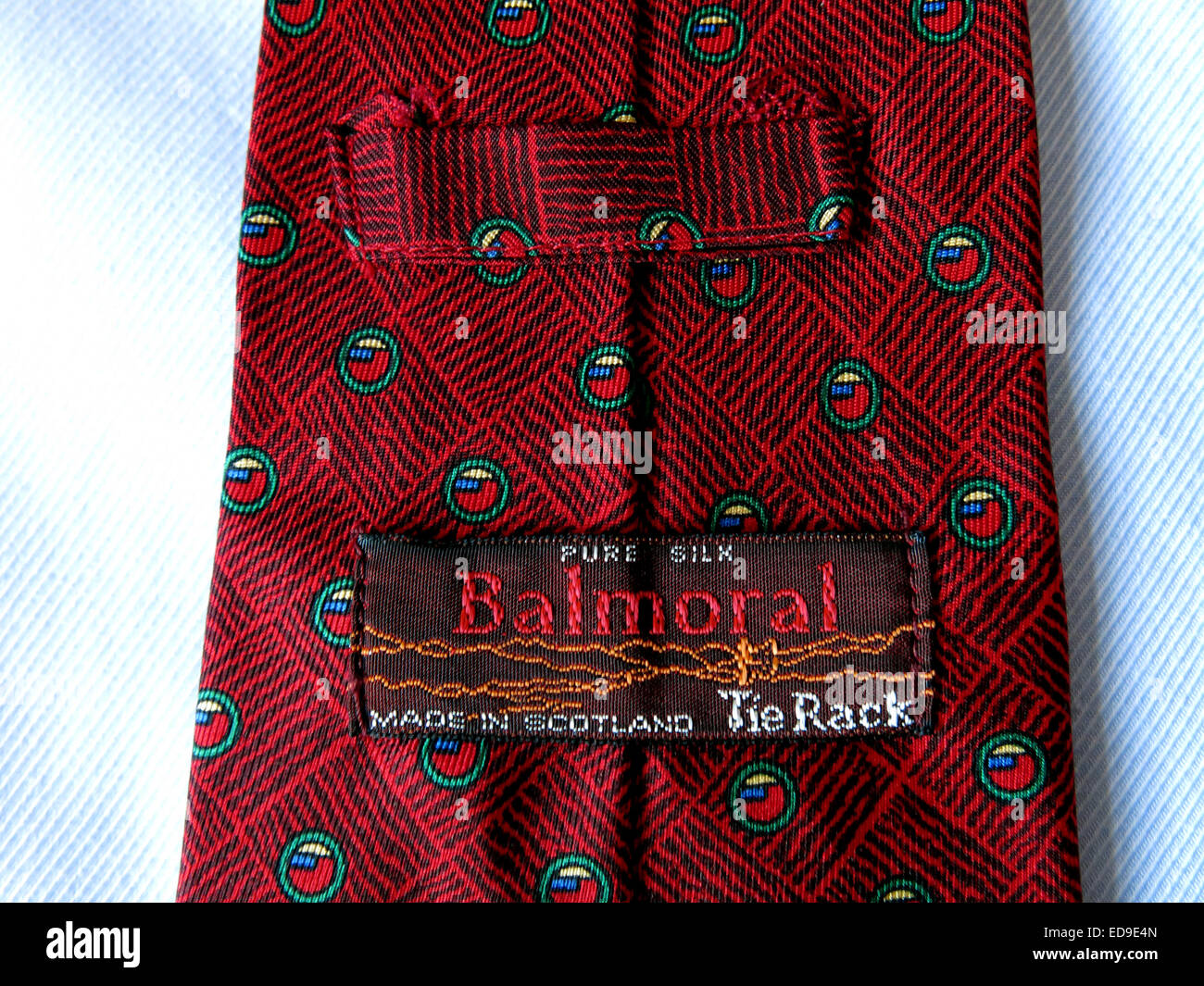 Intéressant vintage tie rack Balmoral en Écosse, homme neckware cravate en soie Banque D'Images
