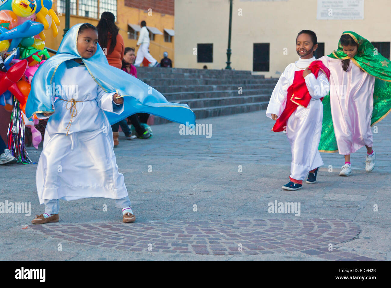 PARADE DES ANGES PENDANT LE JOUR DES MORTS - San Miguel de Allende, Mexique Banque D'Images