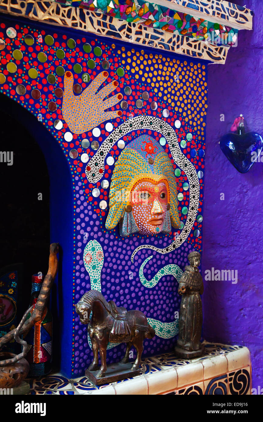L'accueil de l'artiste l'ANADO MCDLUCHLIN tuile À LA CASA DE LAS RANAS ET LE TEMPLE DE JIMMY RAY - San Miguel de Allende, Mexique Banque D'Images