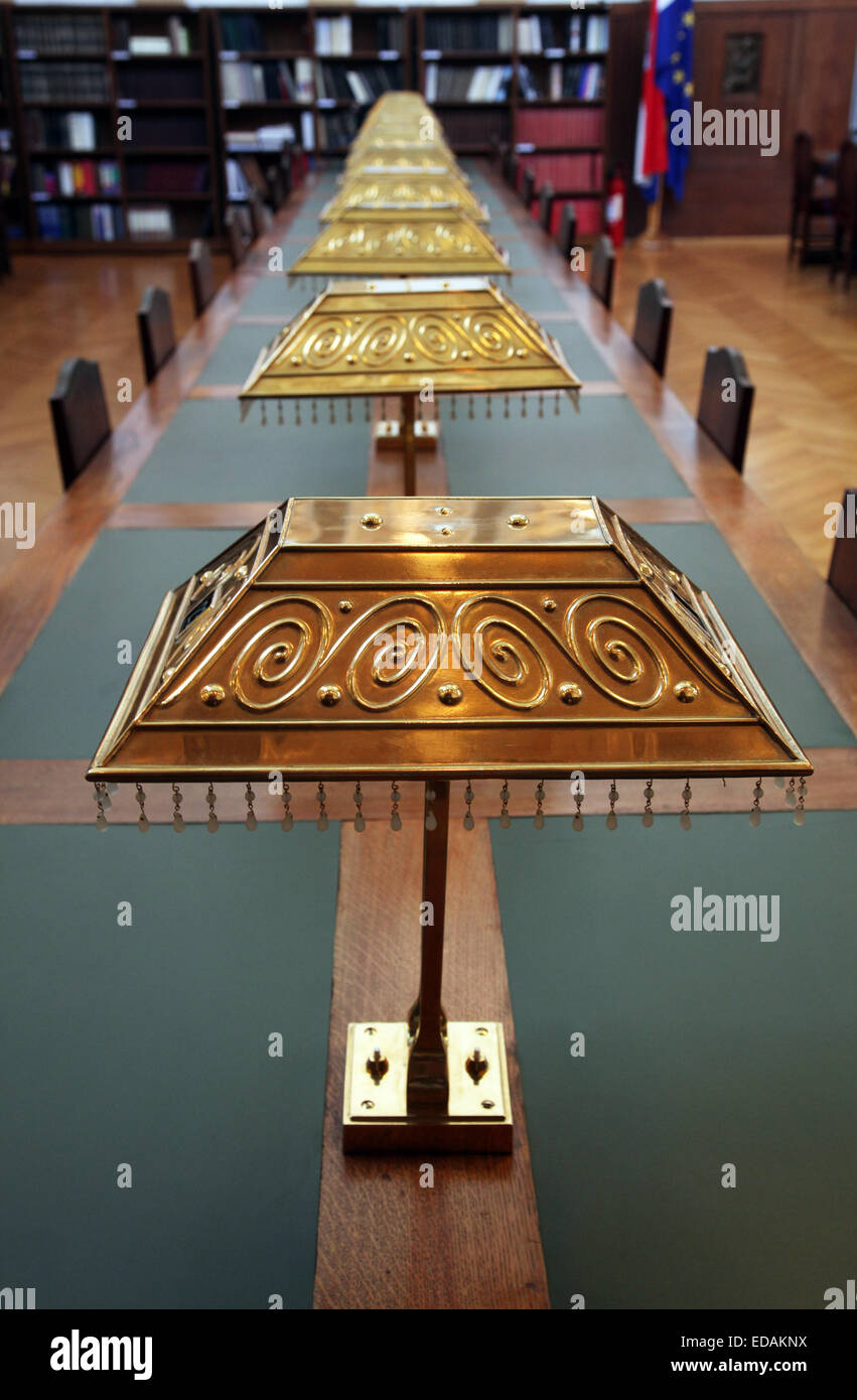 Bâtiment des archives de l'État national croate à Zagreb, Croatie Banque D'Images