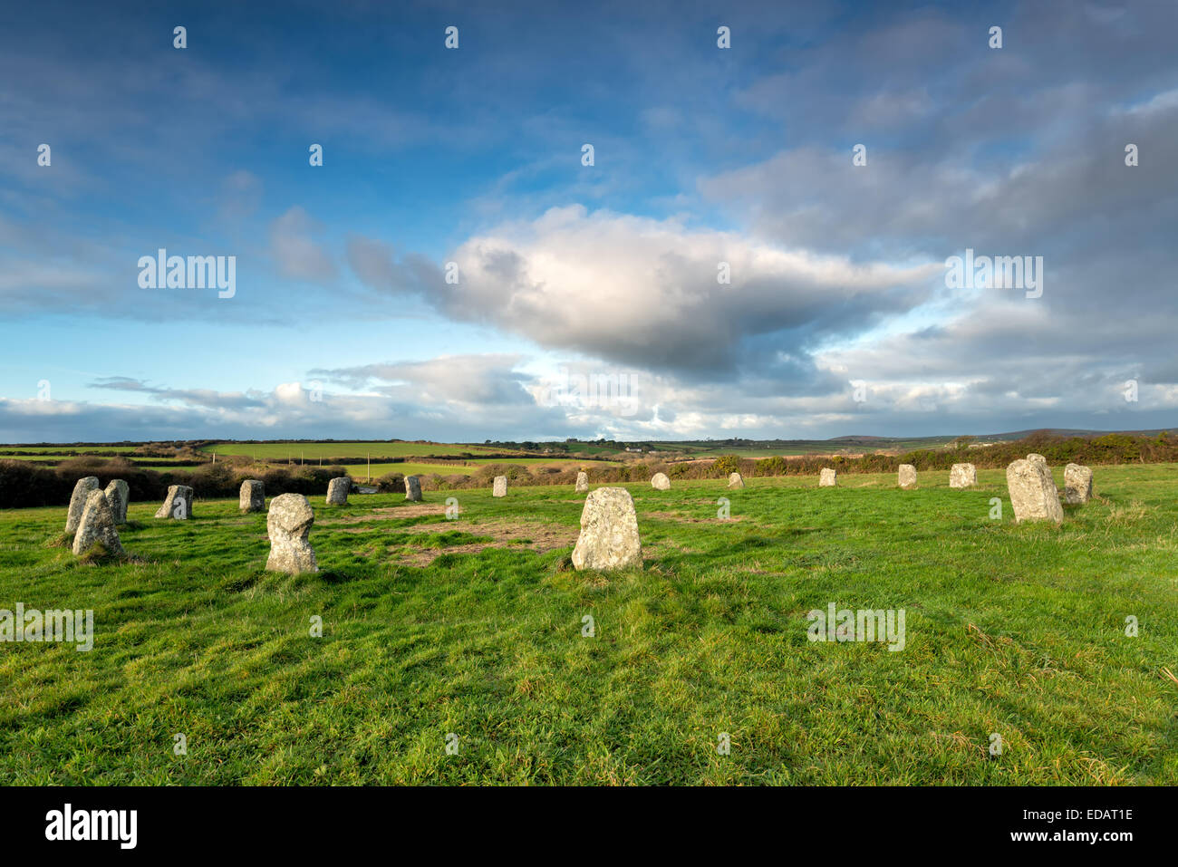 Le Merry Maidens un cercle de pierres néolithiques neat St Buryan dans l'extrême ouest de Cornwall - également connu sous le nom de l'aube, les hommes. Banque D'Images