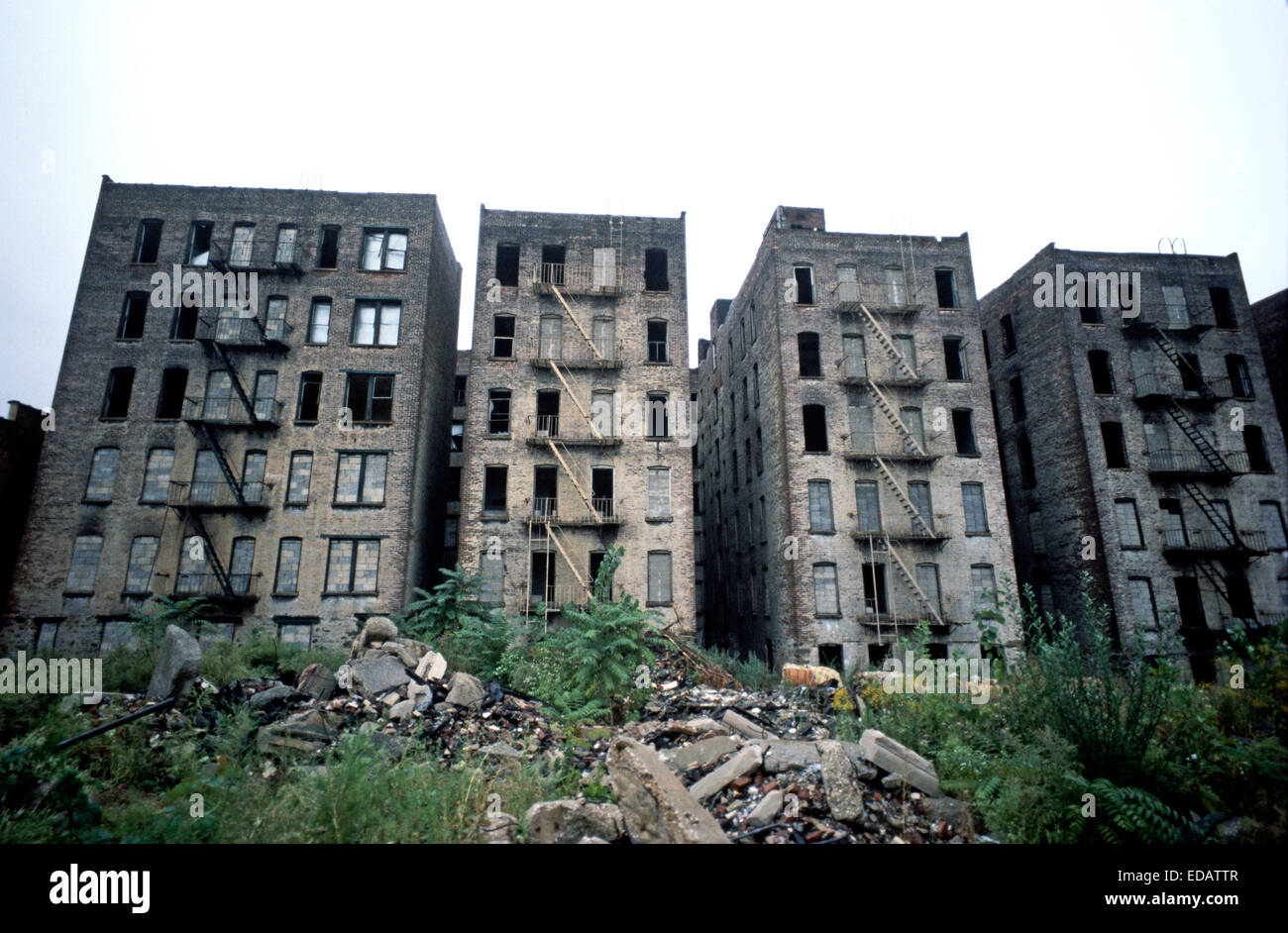 USA, South Bronx, NEW YORK CITY août 1977. Abandonné des blocs