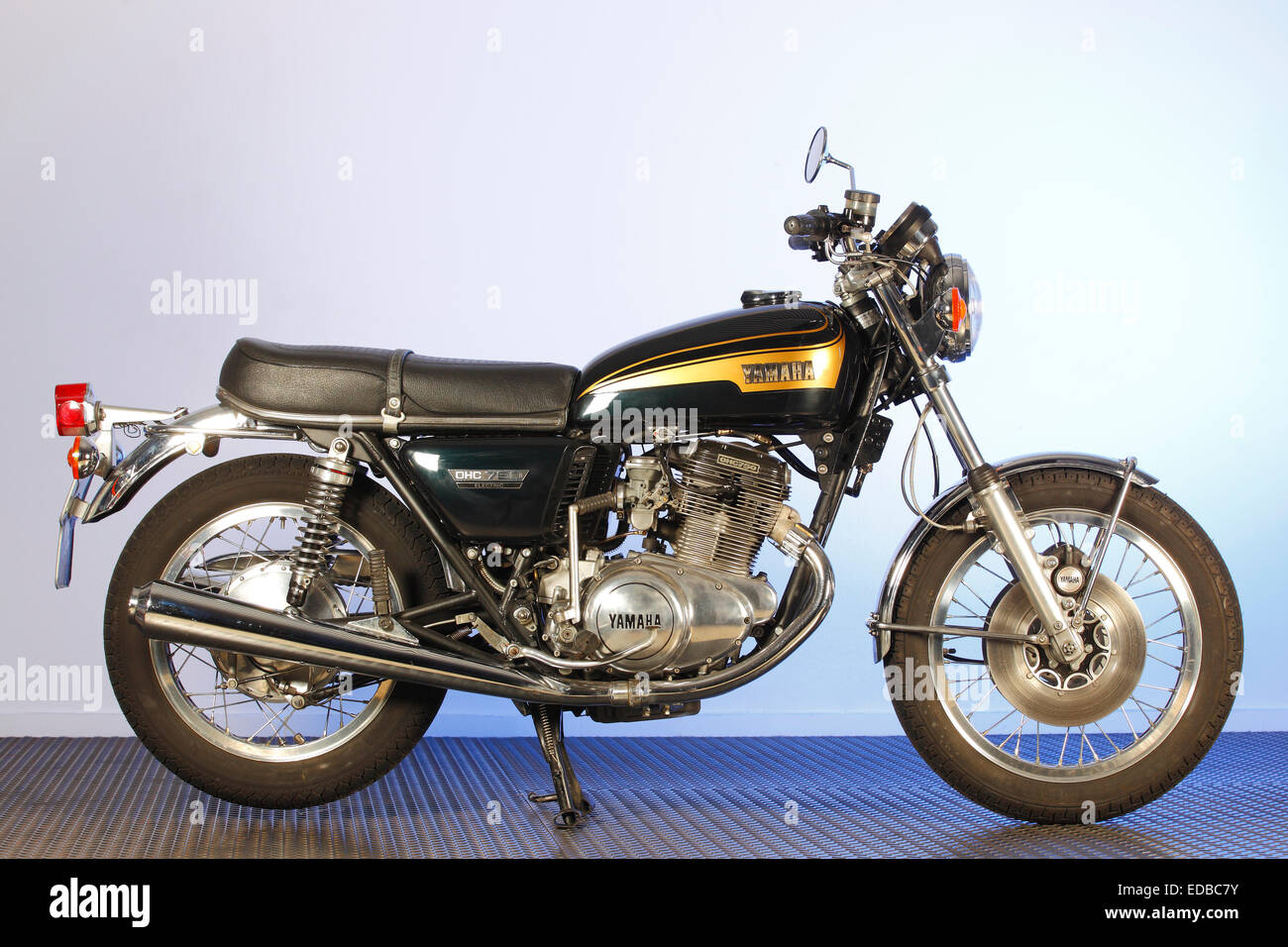 Moto Yamaha 750 SLO Banque D'Images