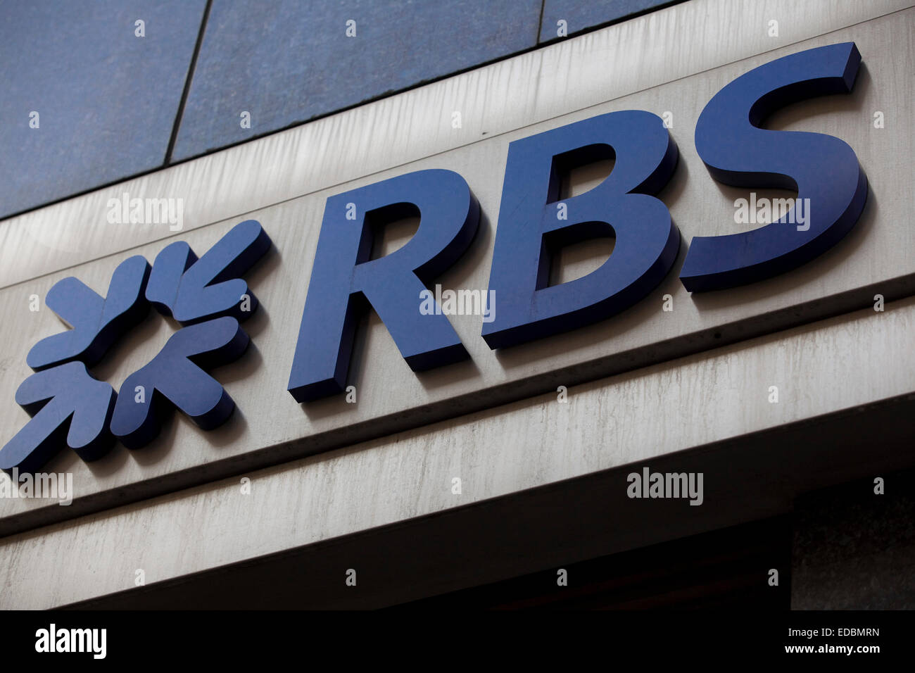 Le logo RBS en dehors d'une filiale à Londres. Banque D'Images