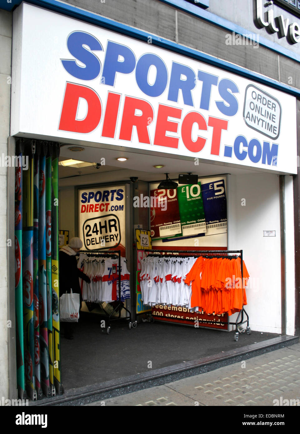 Un Sports Direct store, Londres. Banque D'Images
