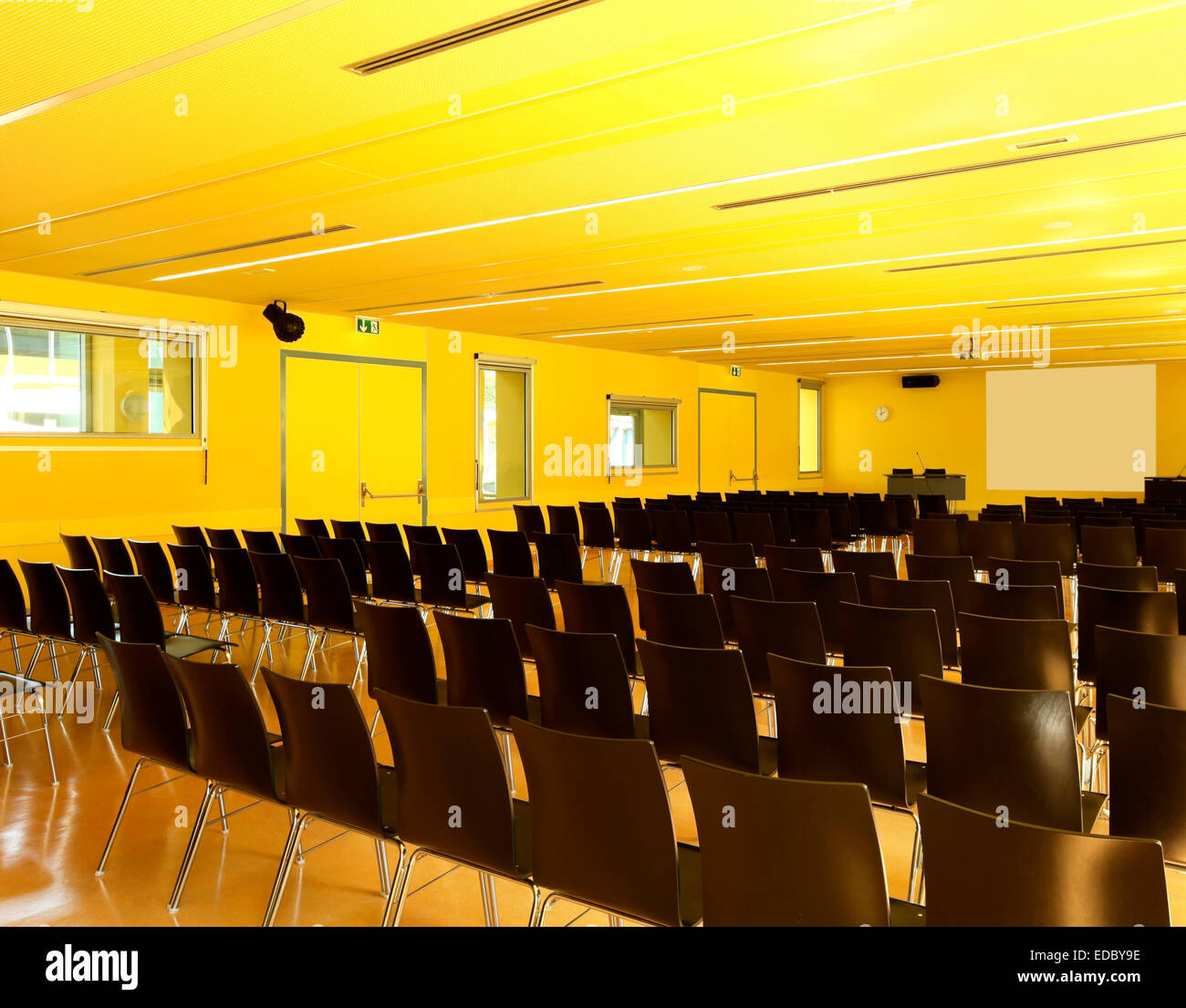 L'école publique, de la construction de piscine Banque D'Images