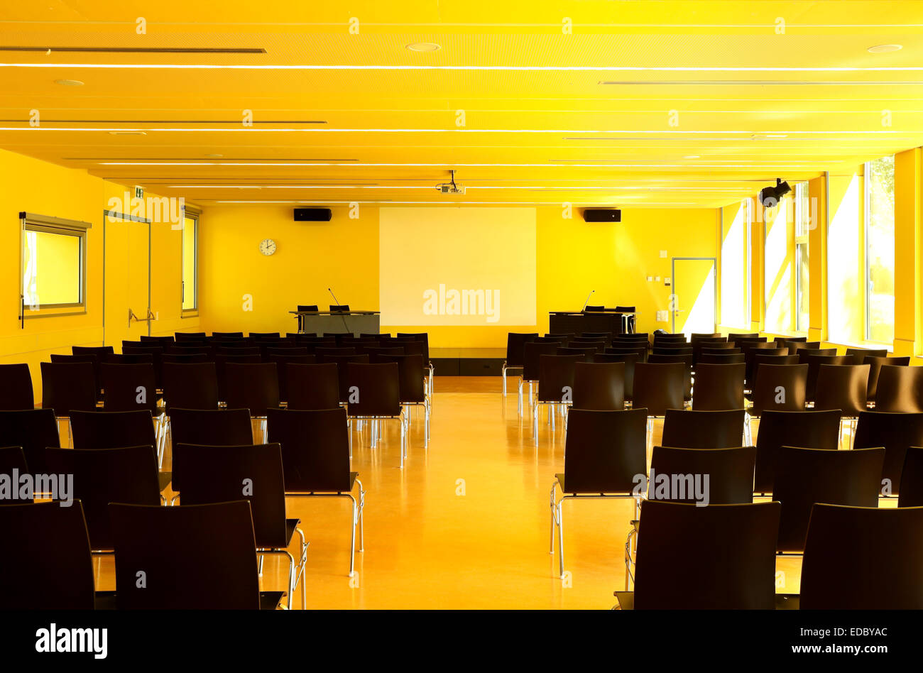 L'école publique, de la construction de piscine Banque D'Images