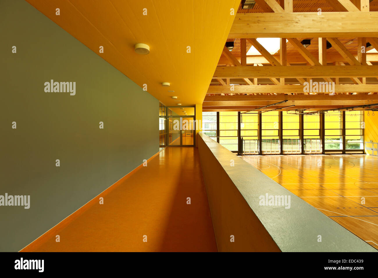 L'école publique, de la construction de piscine Banque D'Images