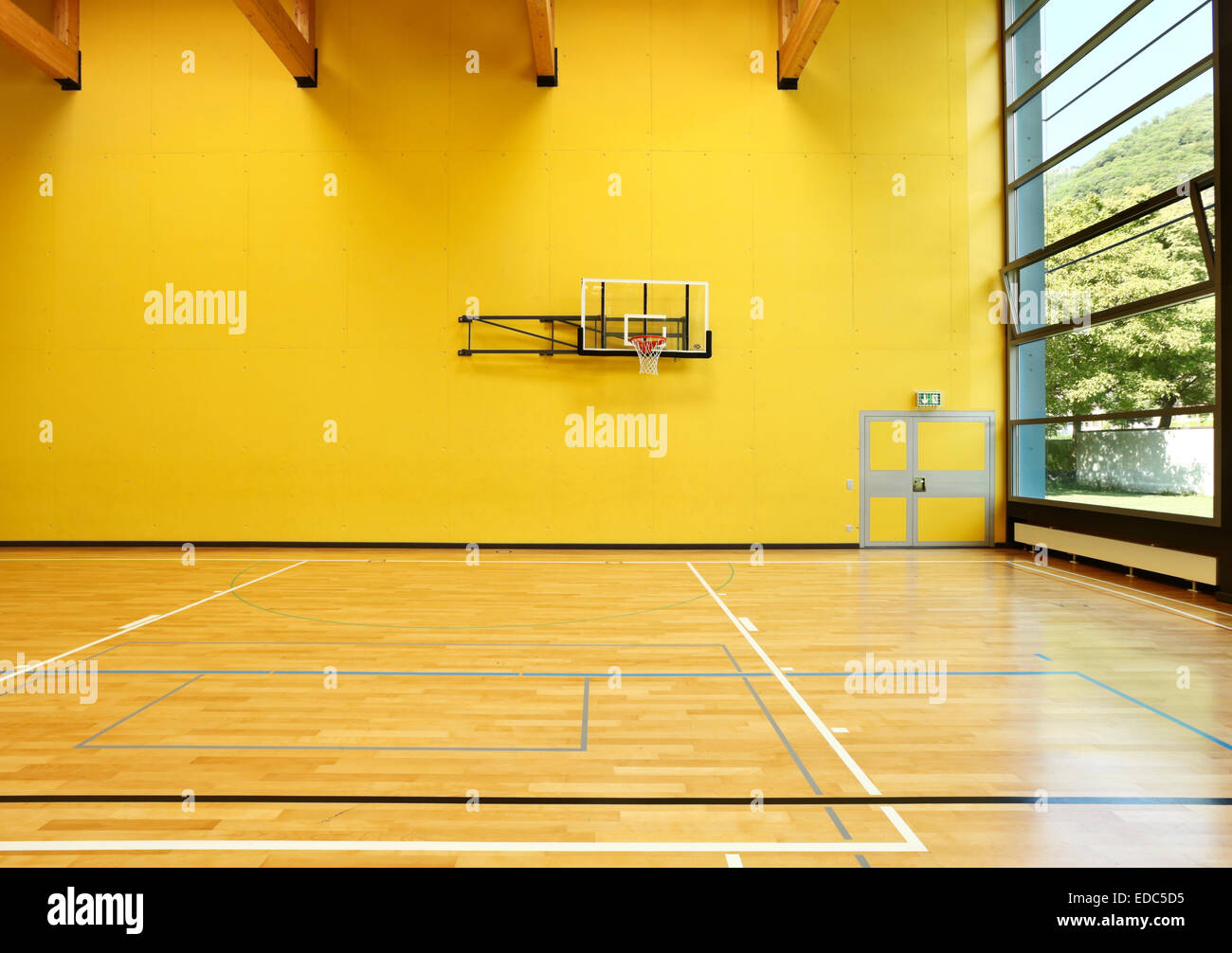 L'école publique, de la construction de piscine Banque D'Images