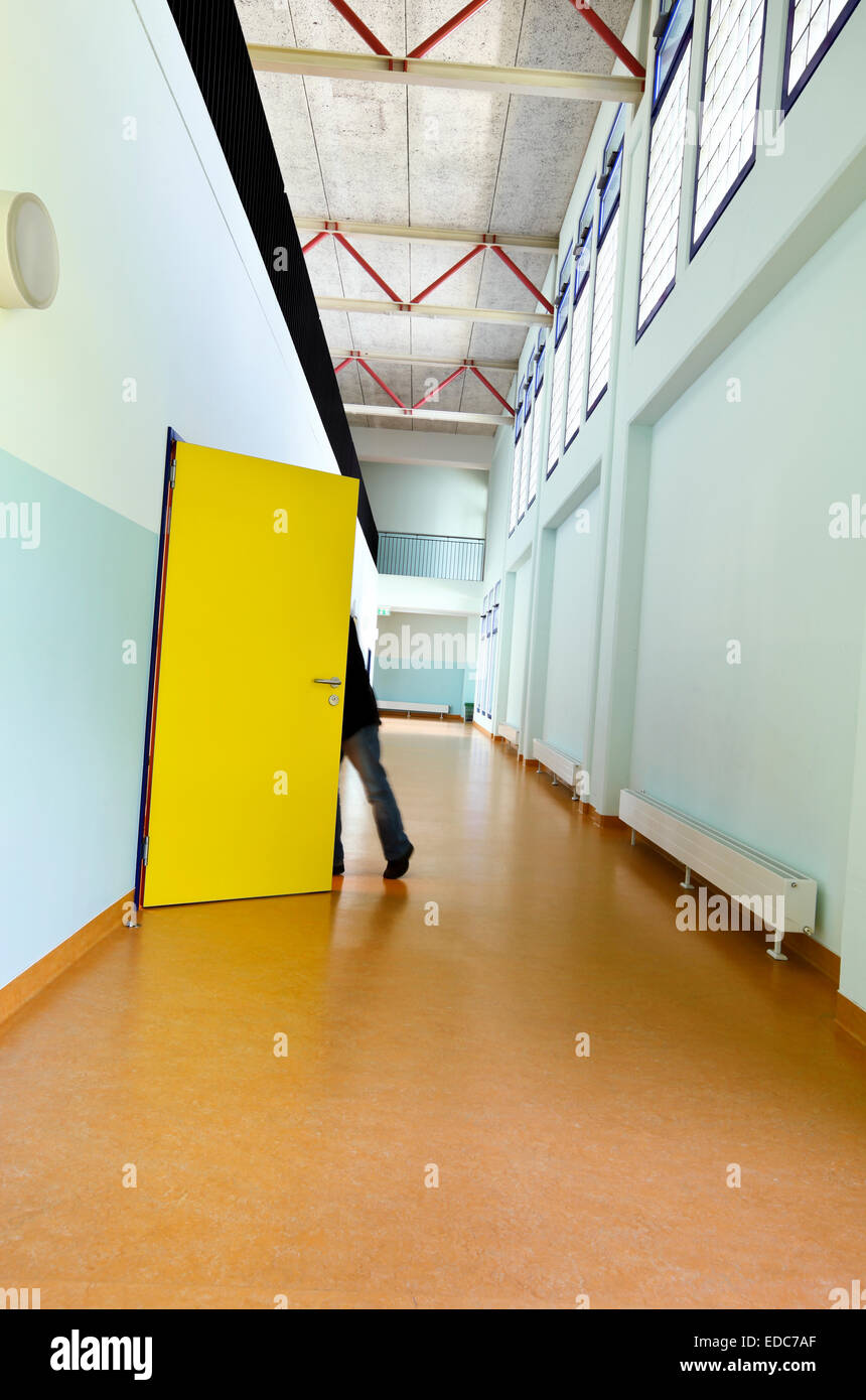 L'école publique, de la construction de piscine Banque D'Images
