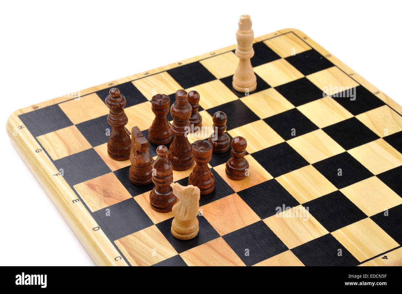 Checkmate fait par un cheval d'échecs avec avantage total d'opposant Banque D'Images