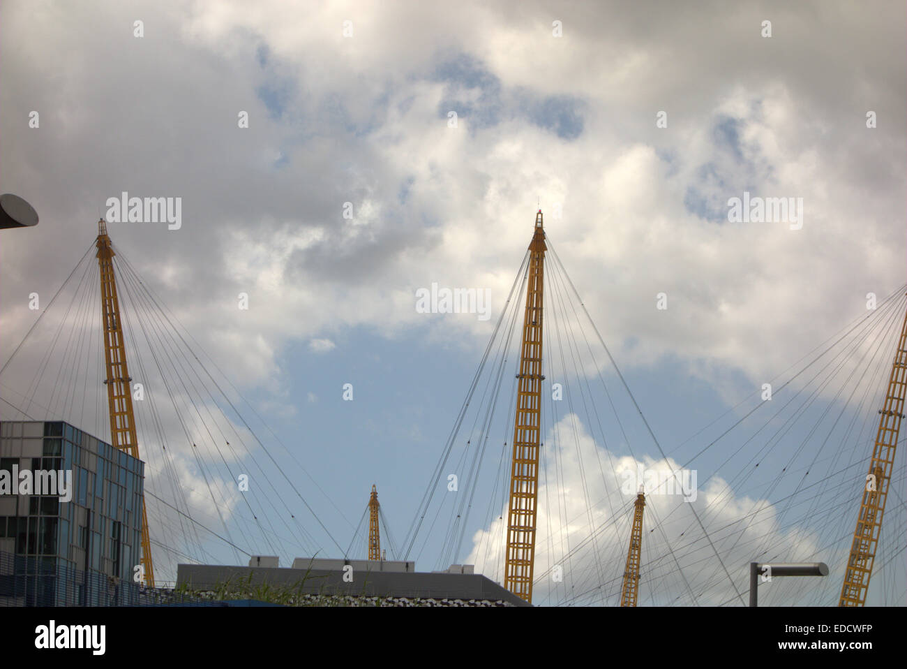 Prenez l'air sur le téléphérique de Londres seulement et vivez une expérience unique dans l'Est de Londres. Profitez d'une vue à 360 degrés o Banque D'Images