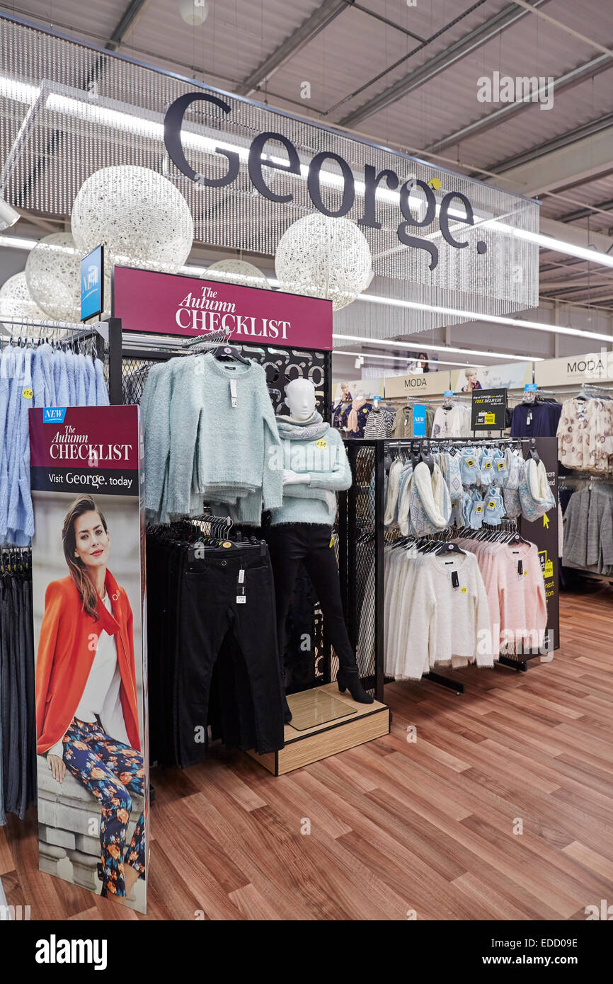 Inauguration de la ASDA dans Chorley Lancashire. intérieur de la nouvelle boutique Banque D'Images