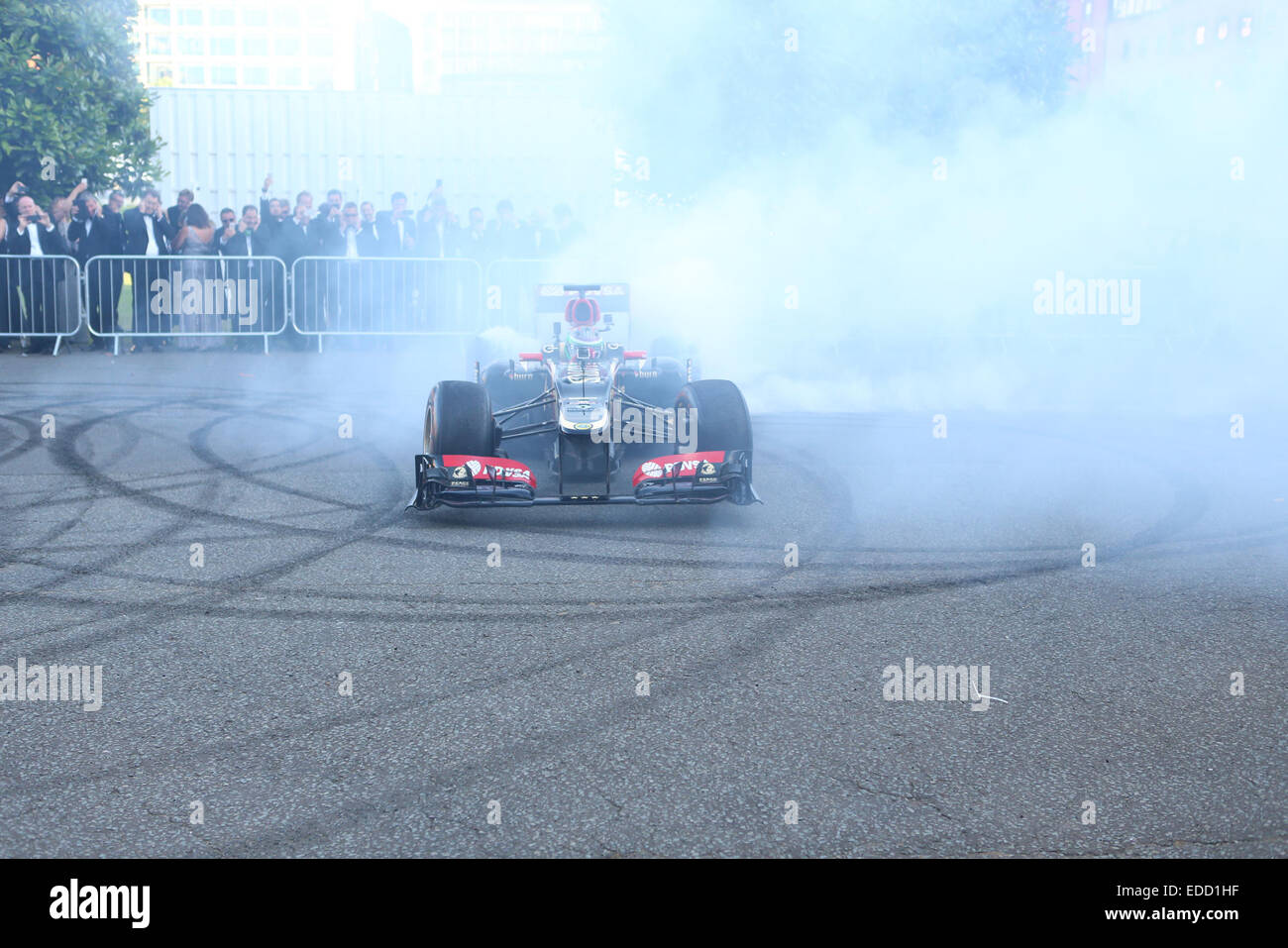 Semaine des courses Grand Prix Londres Ball, à l'appui de la Princes Trust, tenue à l'Honorable Artillery Company à Londres en vedette : Atmosphère Où : London, Royaume-Uni Quand : 03 Oct 2014 Banque D'Images