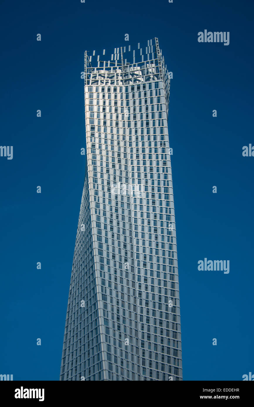 Cayan Tower, gratte-ciel torsadée, Marina de Dubaï, Dubaï, Émirat de Dubaï, Émirats Arabes Unis Banque D'Images