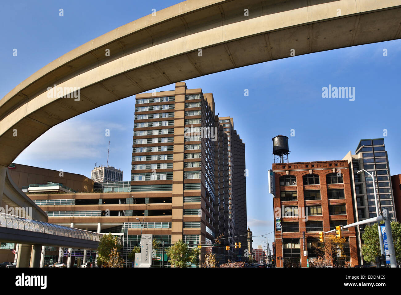 Detroit People Mover, le centre-ville de Détroit, Michigan, USA. Le 24 octobre 2014. Banque D'Images