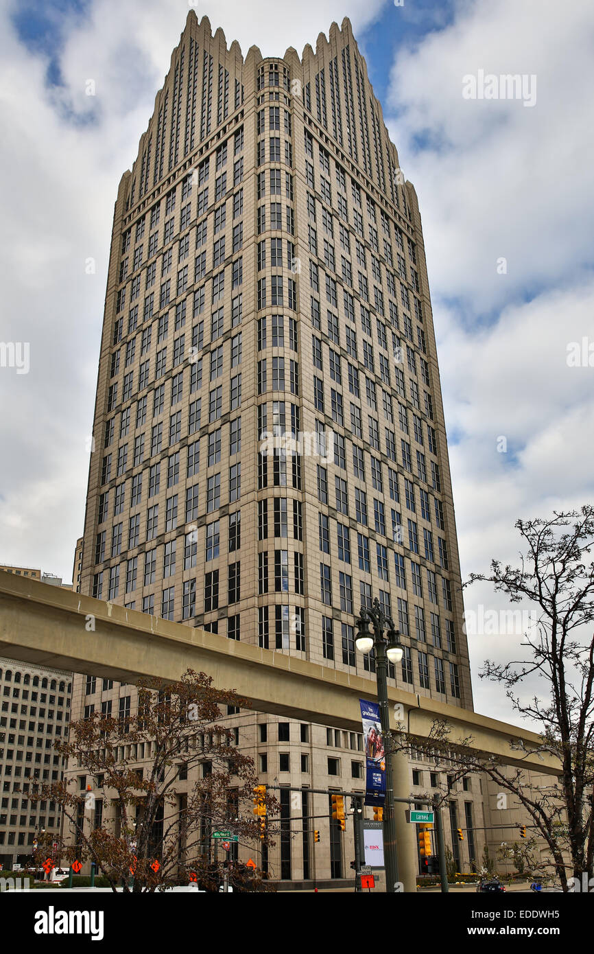 Detroit People Mover, le centre-ville de Détroit, Michigan, USA. Le 24 octobre 2014. Banque D'Images