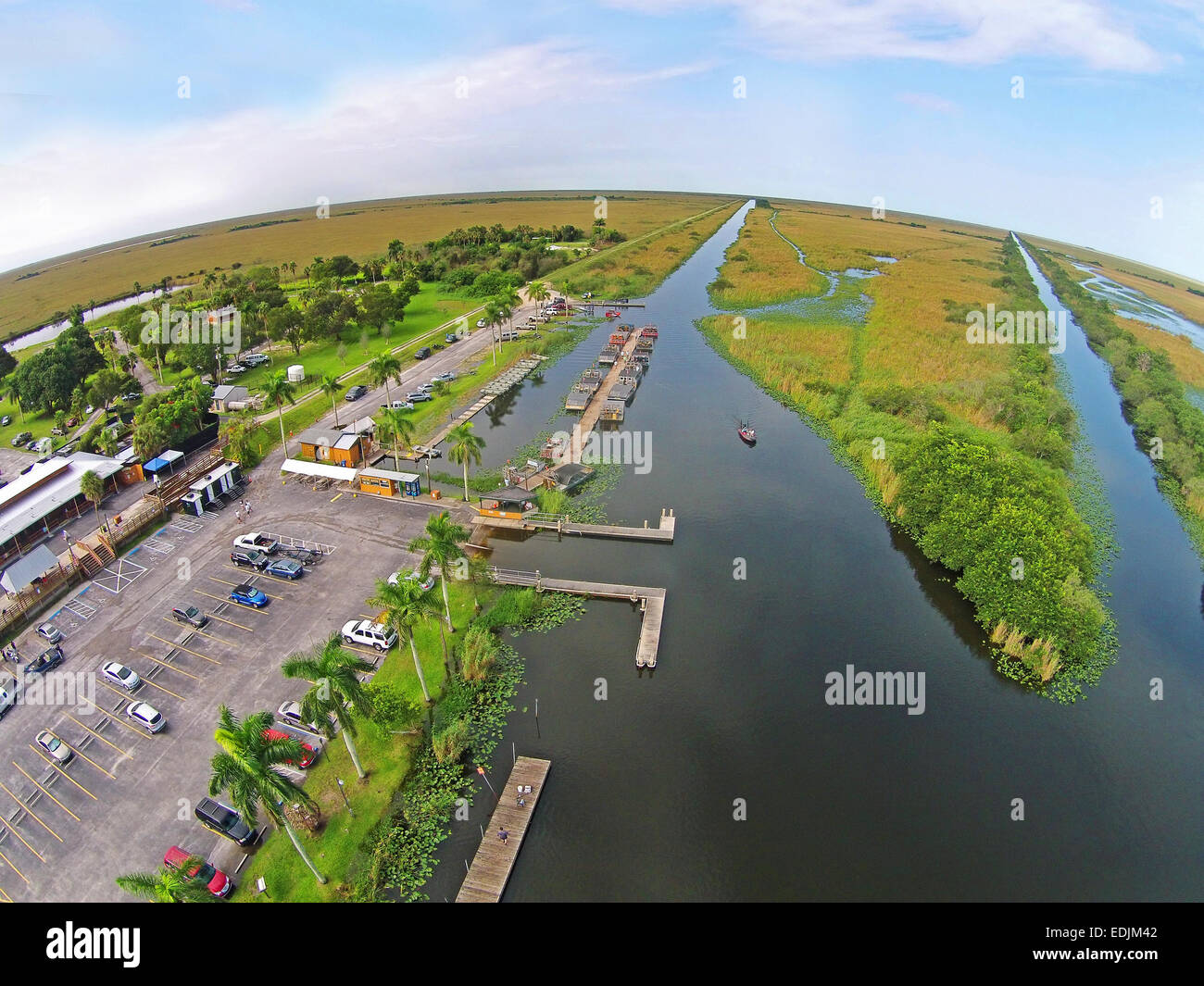 Marina Park et Airboat dans les Everglades de Floride vue aérienne Banque D'Images