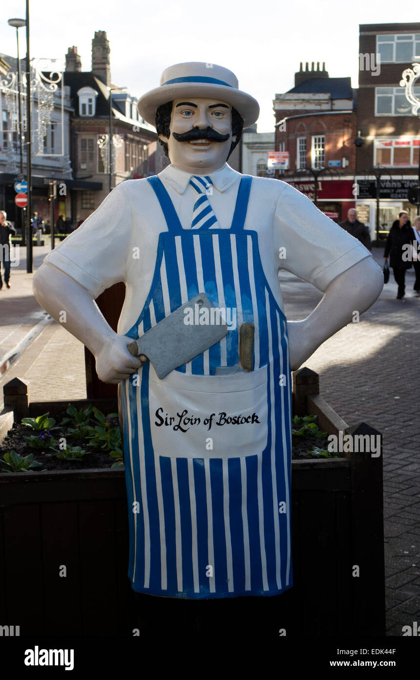 Sir de carré d'hiver figure à l'extérieur de butchers shop, Nuneaton, Warwickshire, UK Banque D'Images