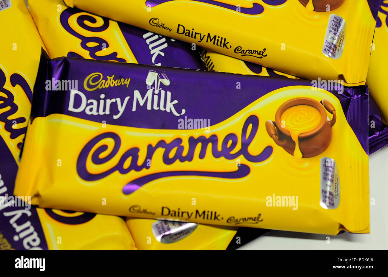 Close up de Cadbury Dairy Milk bar chocolat caramel Banque D'Images