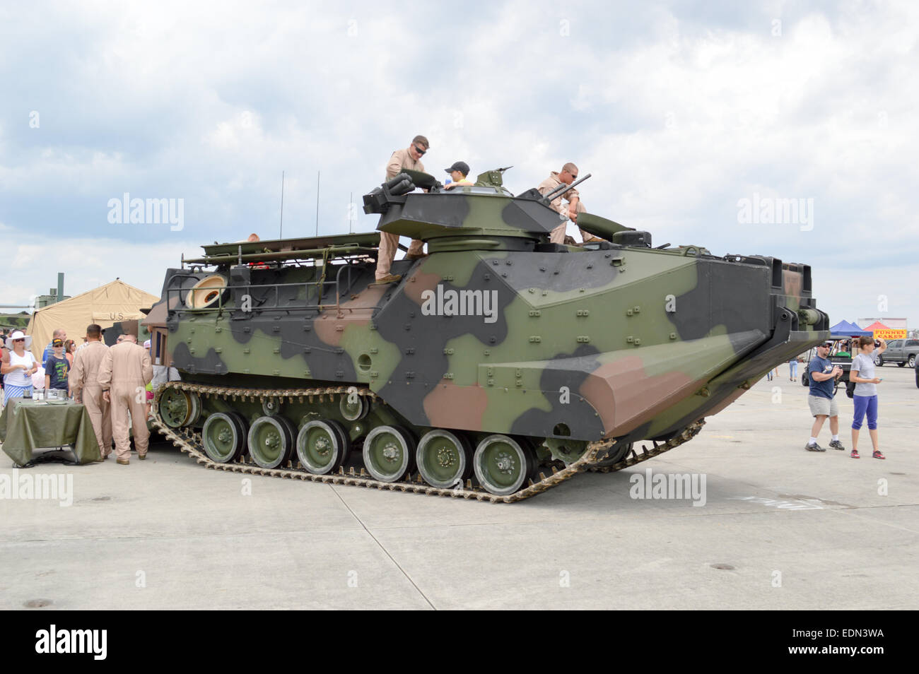 Un assaut amphibie AAV-7 véhicule blindé. Banque D'Images