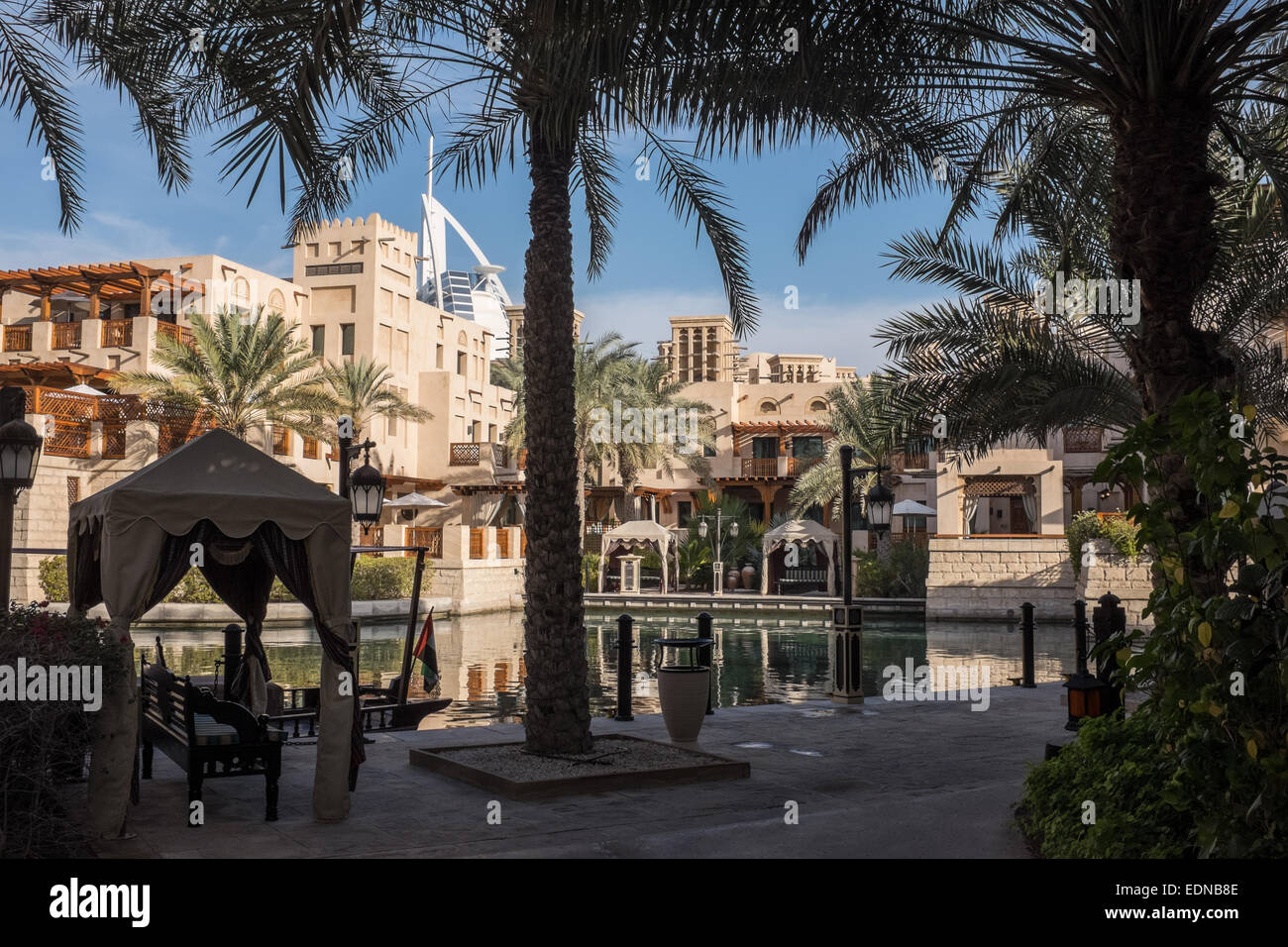 Sur le terrain de l'hôtel Madinat Jueirah, Dubaï, Émirats arabes unis, Moyen Orient Banque D'Images